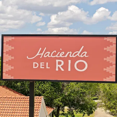 Hacienda Del Rio Hotel
